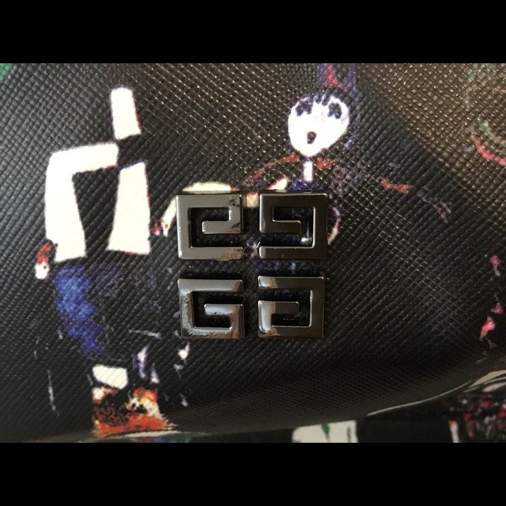 Backpack - Picture 4 of 4